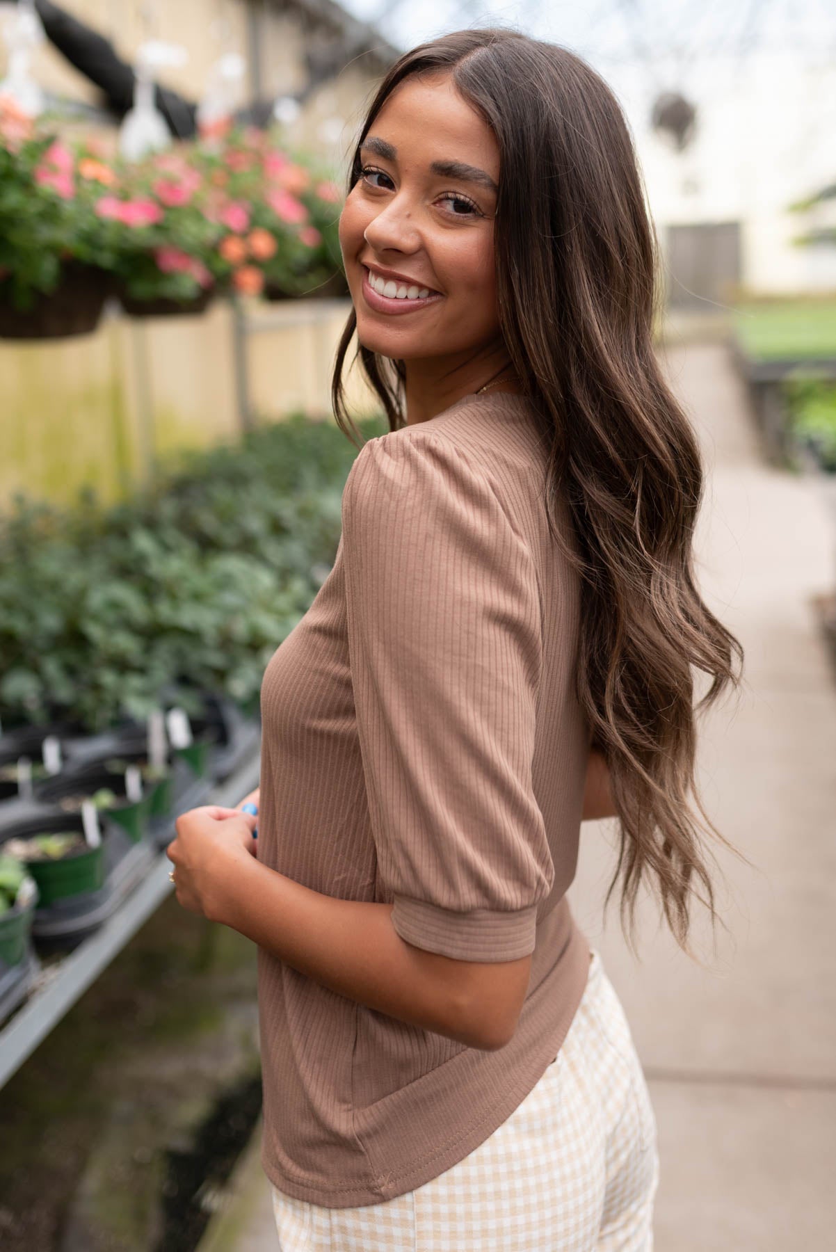 Side view of the basic brown top