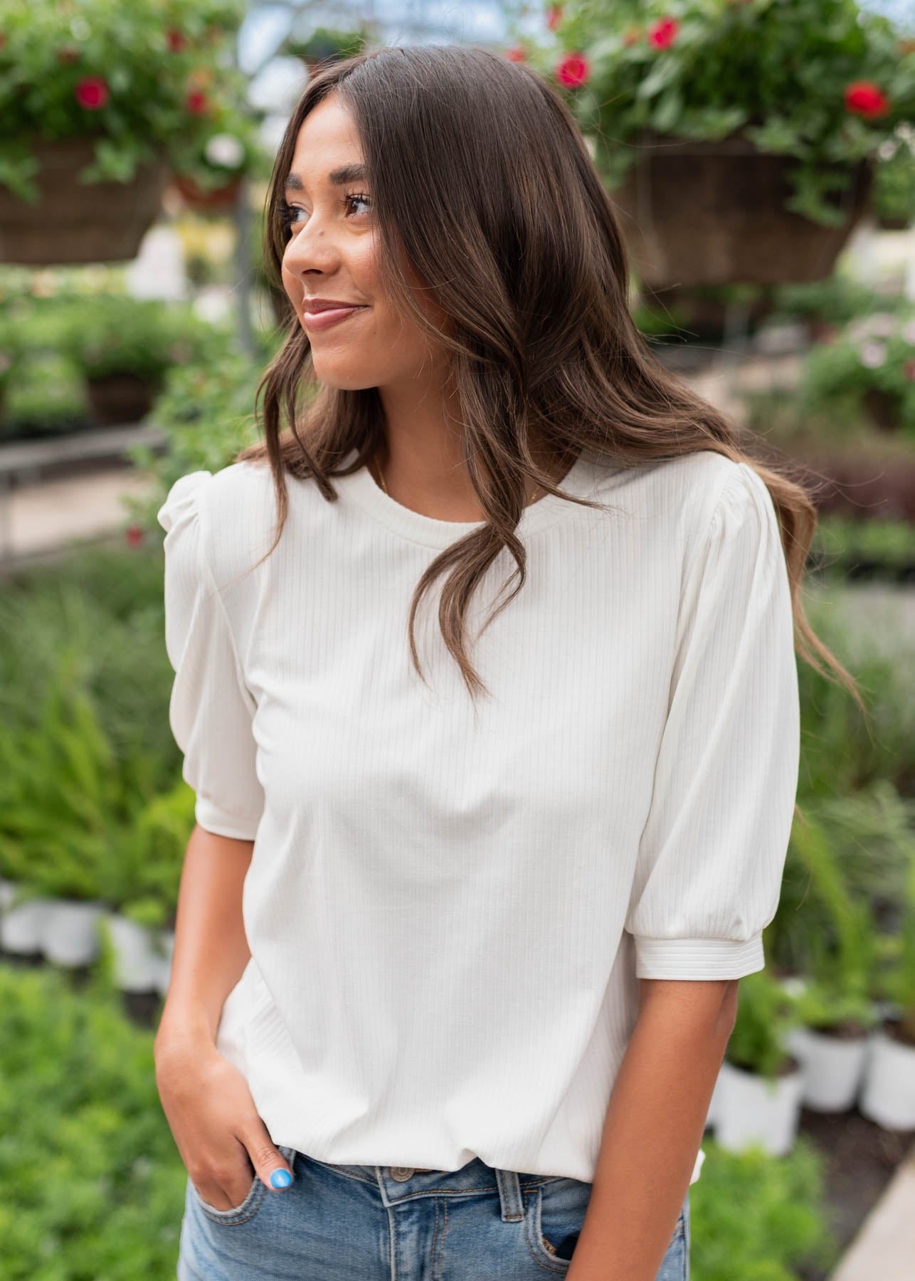 Short sleeve basic white top