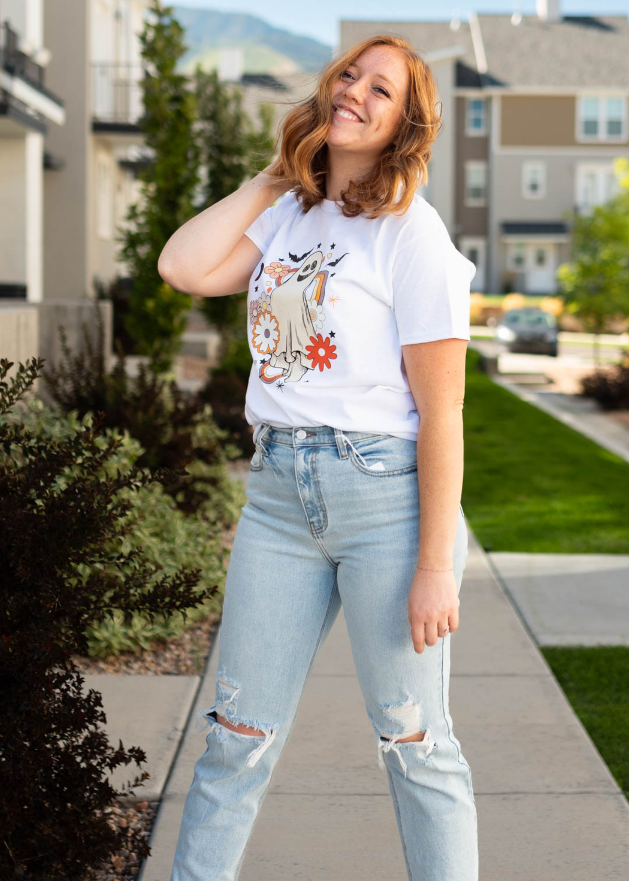 Short sleeve happy haunt white tee