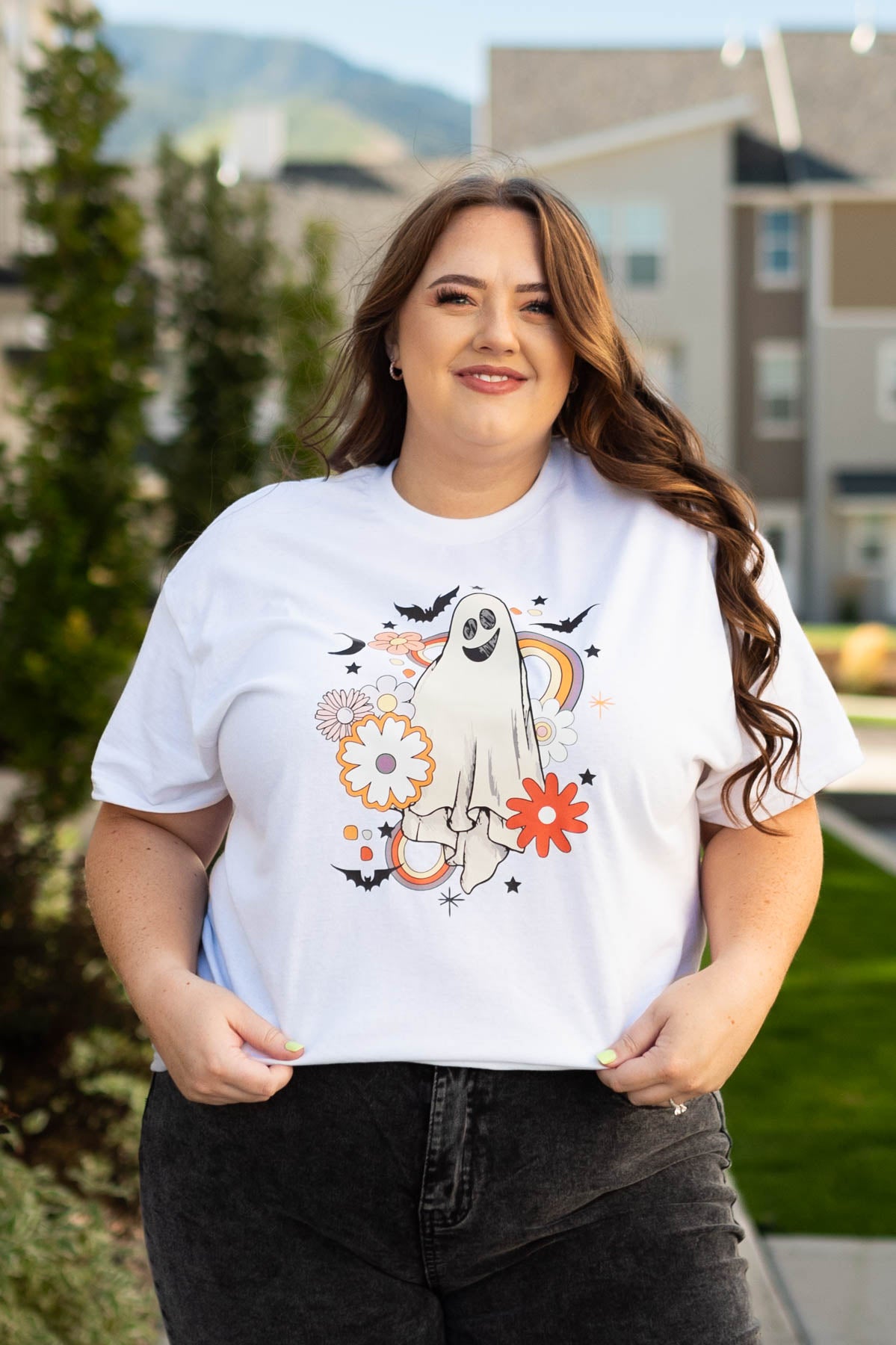 Short sleeve plus size happy haunt white tee