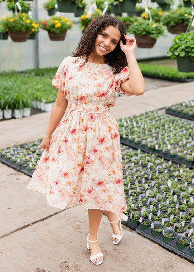 Elastic waist on the multi floral printed dress