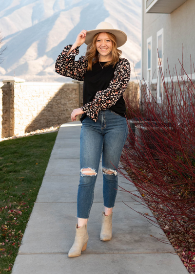 Black pattern sleeve top