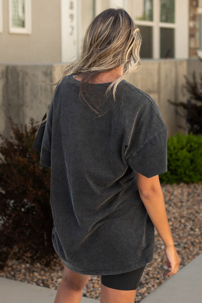 Back view of a howdy yall charcoal t-shirt