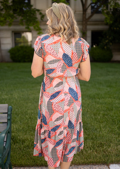 Back view of a short sleeve multi dress
