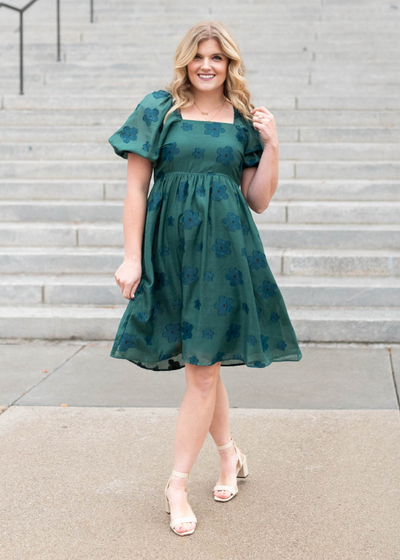 Hunter green floral dress with square neck and short sleeves