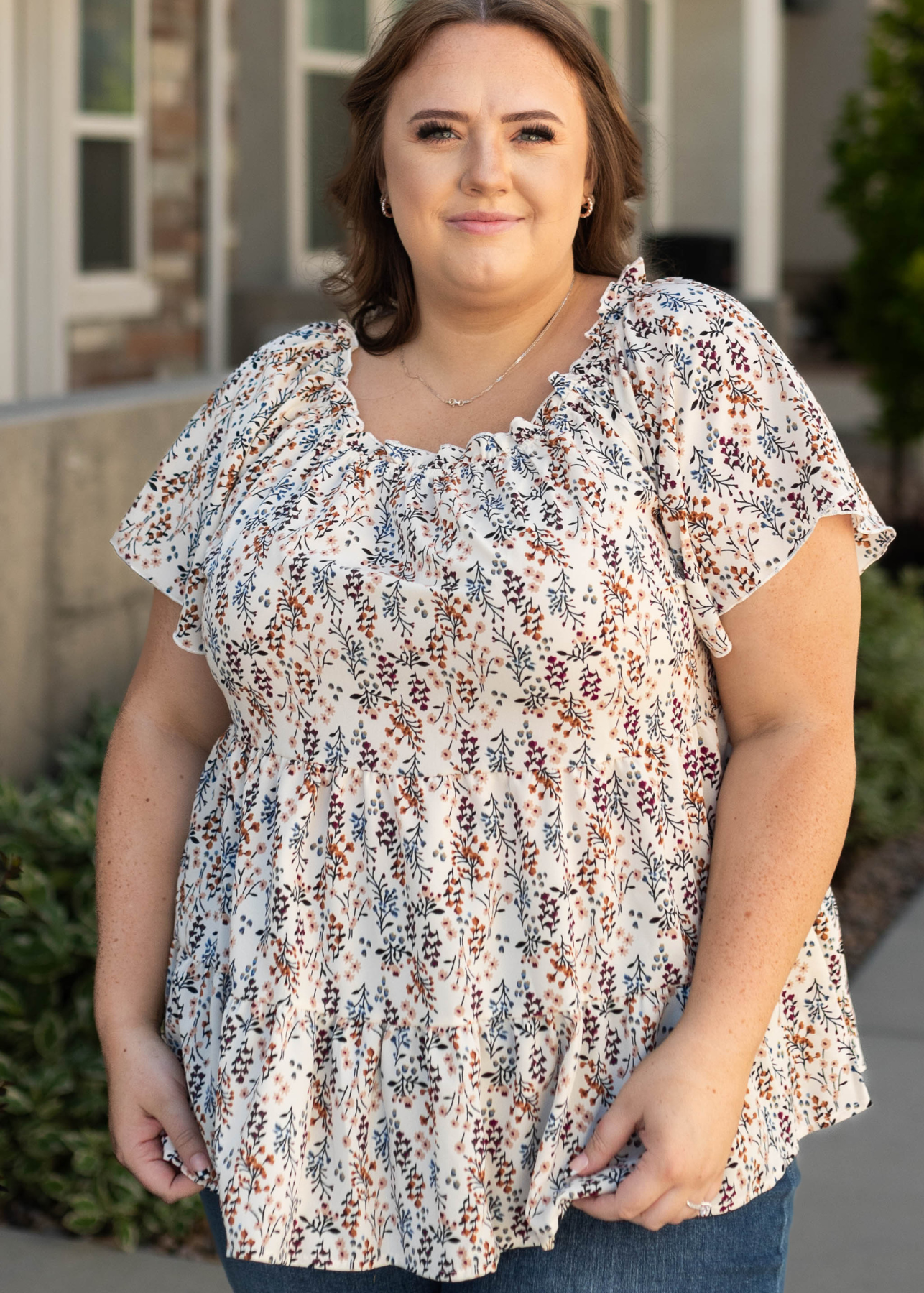 Short sleeve plus size ivory top