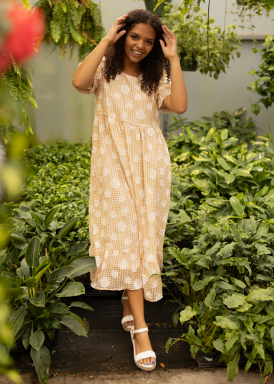 Short sleeve small mustard dress with white flowers