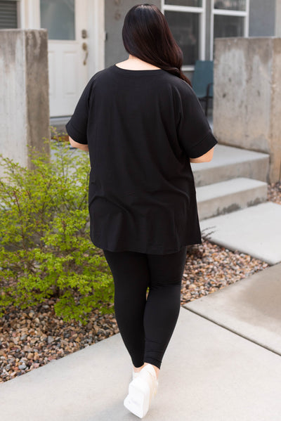 Back view of the plus size black set