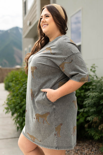 Side view plus size charcoal dress with tiger print