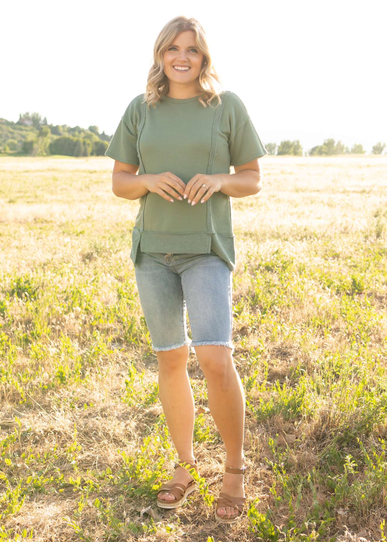 Short sleeve olive top