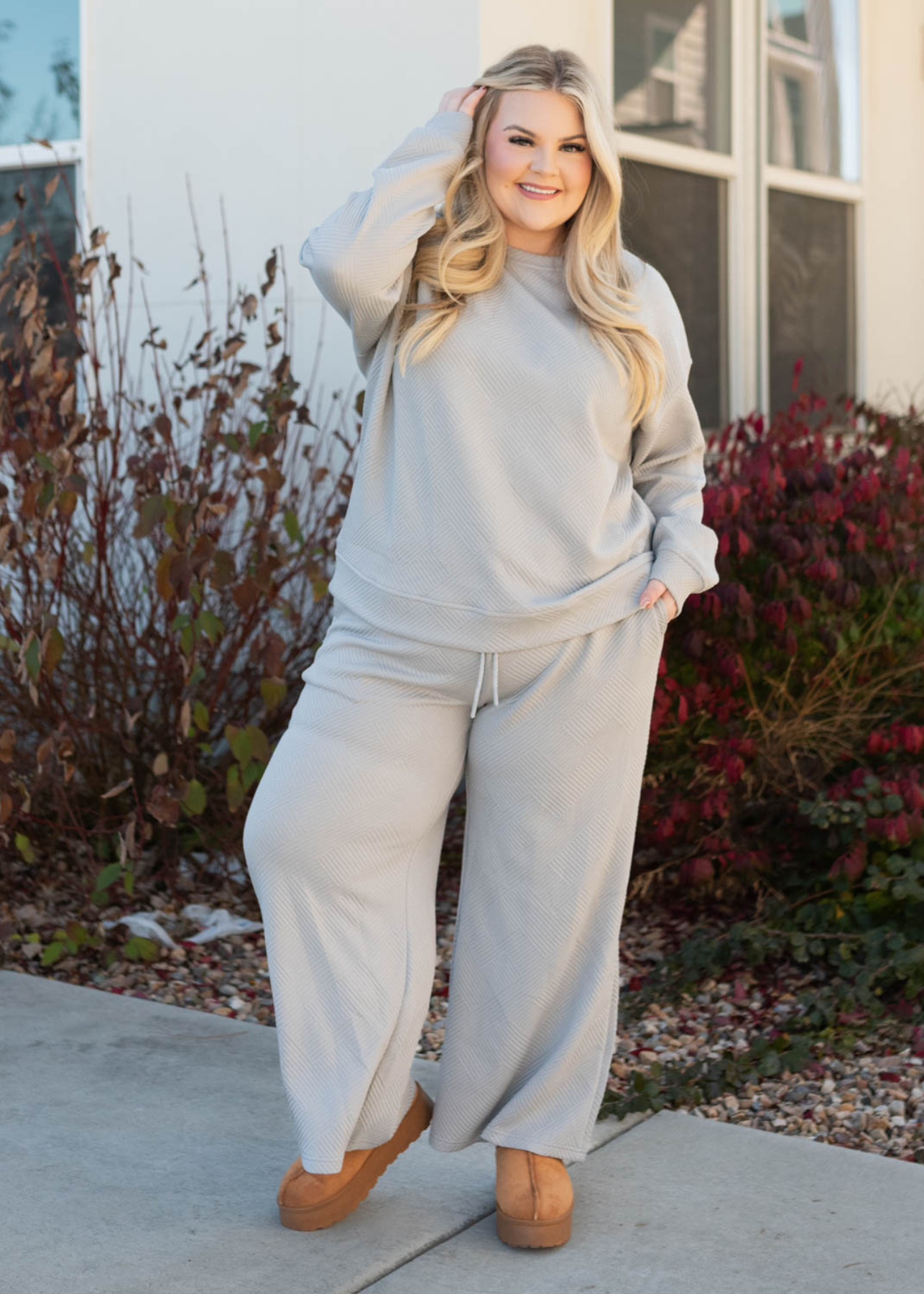 Plus size grey textured lounge set