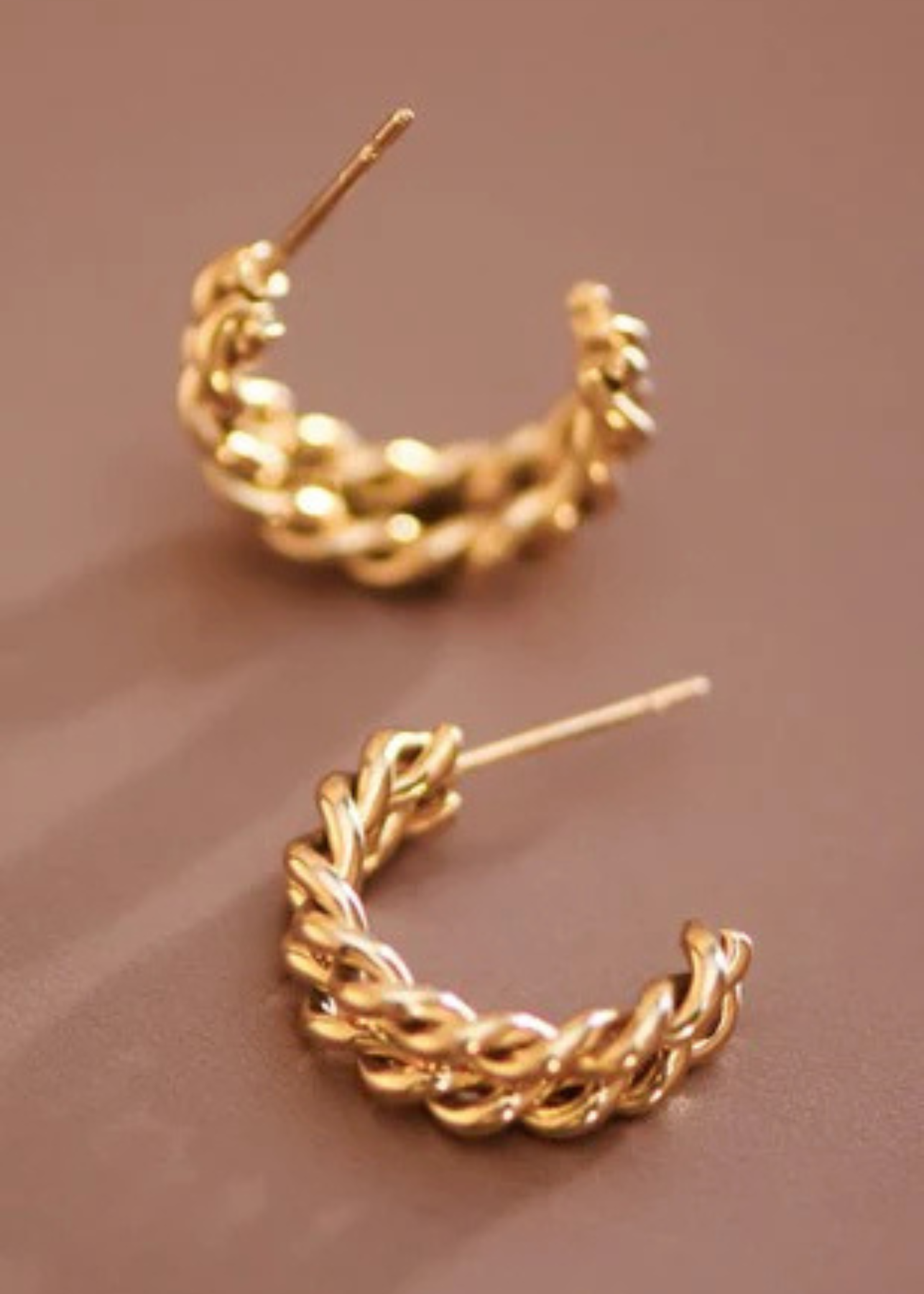 Gold twist earrings