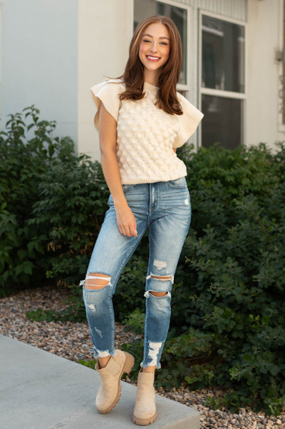 Short sleeve cream top with cap sleeve