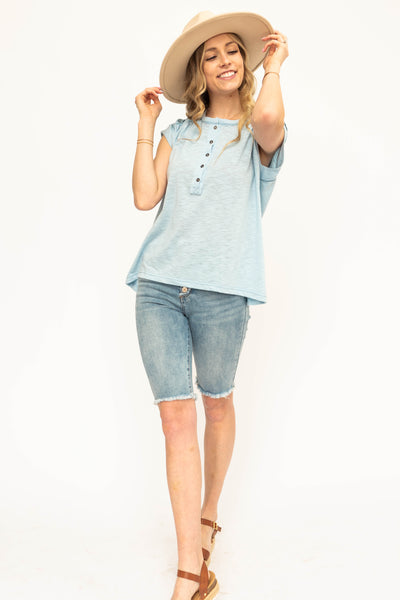 Short sleeve powder blue top