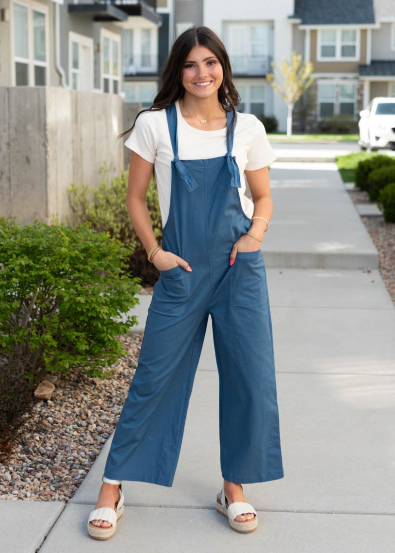 Wide crop dusty blue knot strap overall