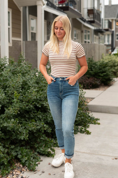 Short sleeve stripe beige top