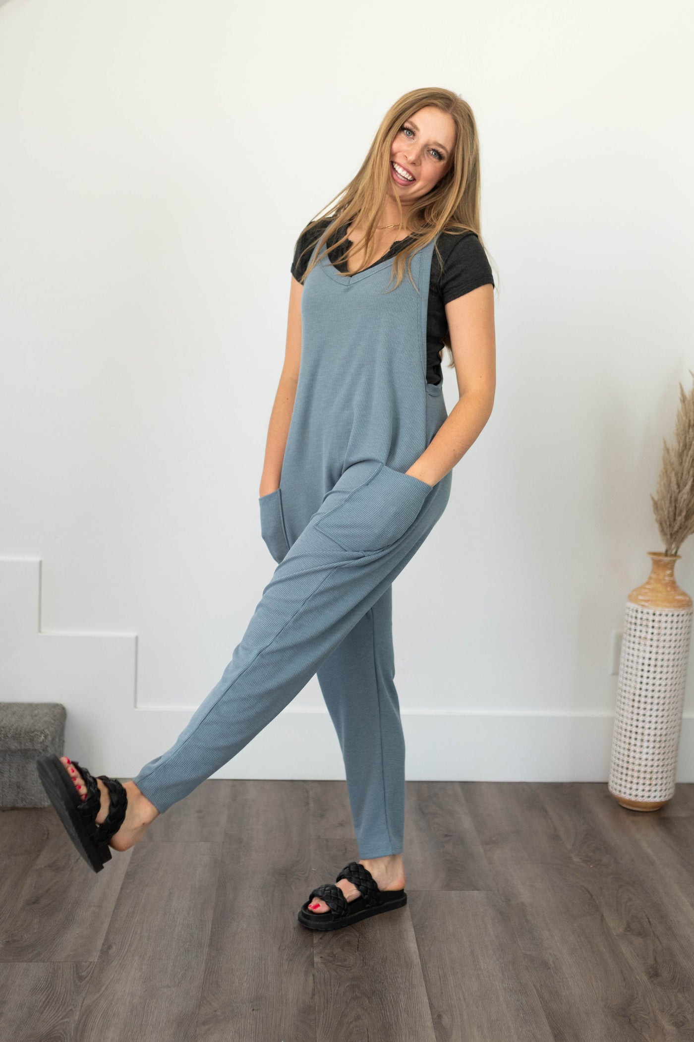 Chambray jumpsuit with tapered leg