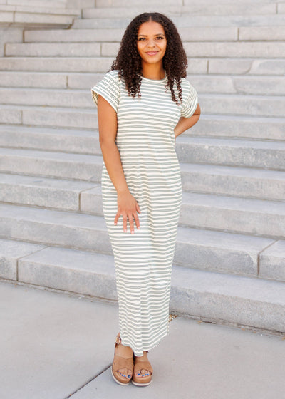 Short sleeve green stirped t-shirt dress