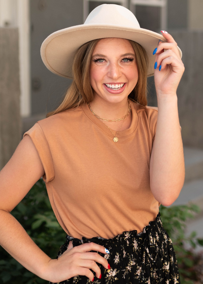 Cap short sleeve tan top