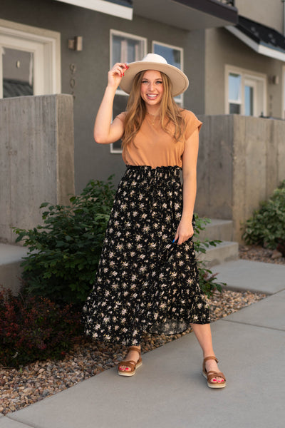 Knit tan top with short cap sleeves