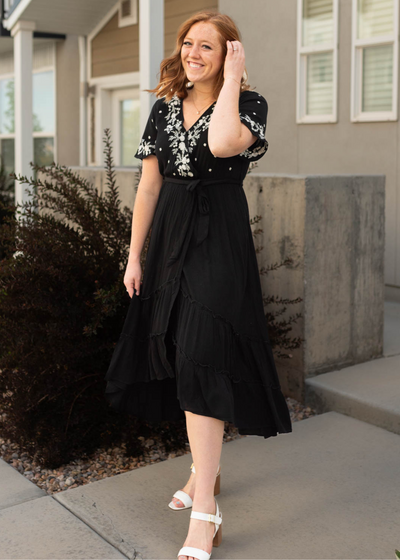 Short sleeve black floral dress