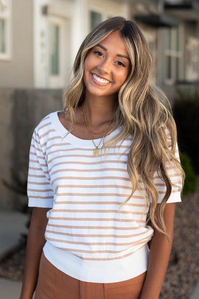 Short sleeve taupe striped top