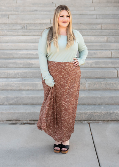 Long plus size chestnut floral skirt