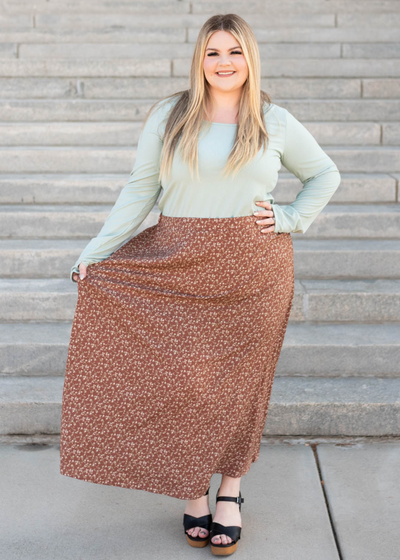 Plus size chestnut floral skirt
