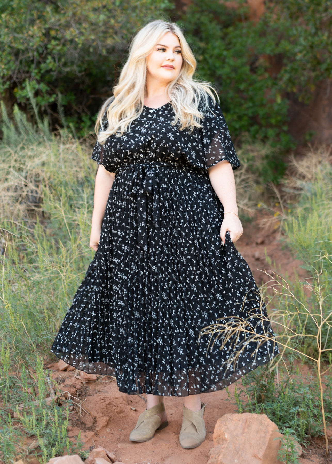 Plus size black floral dress with buttons