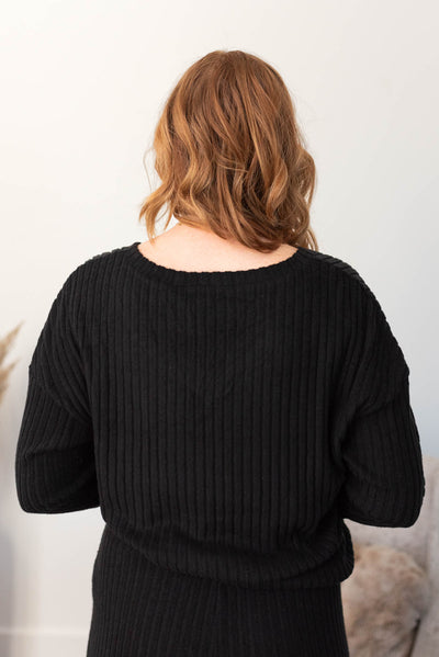Back view of the black ribbed lounge set