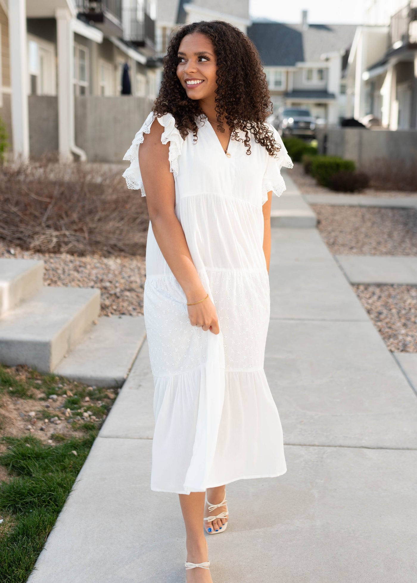 White ruffle sleeve dress with short sleeves