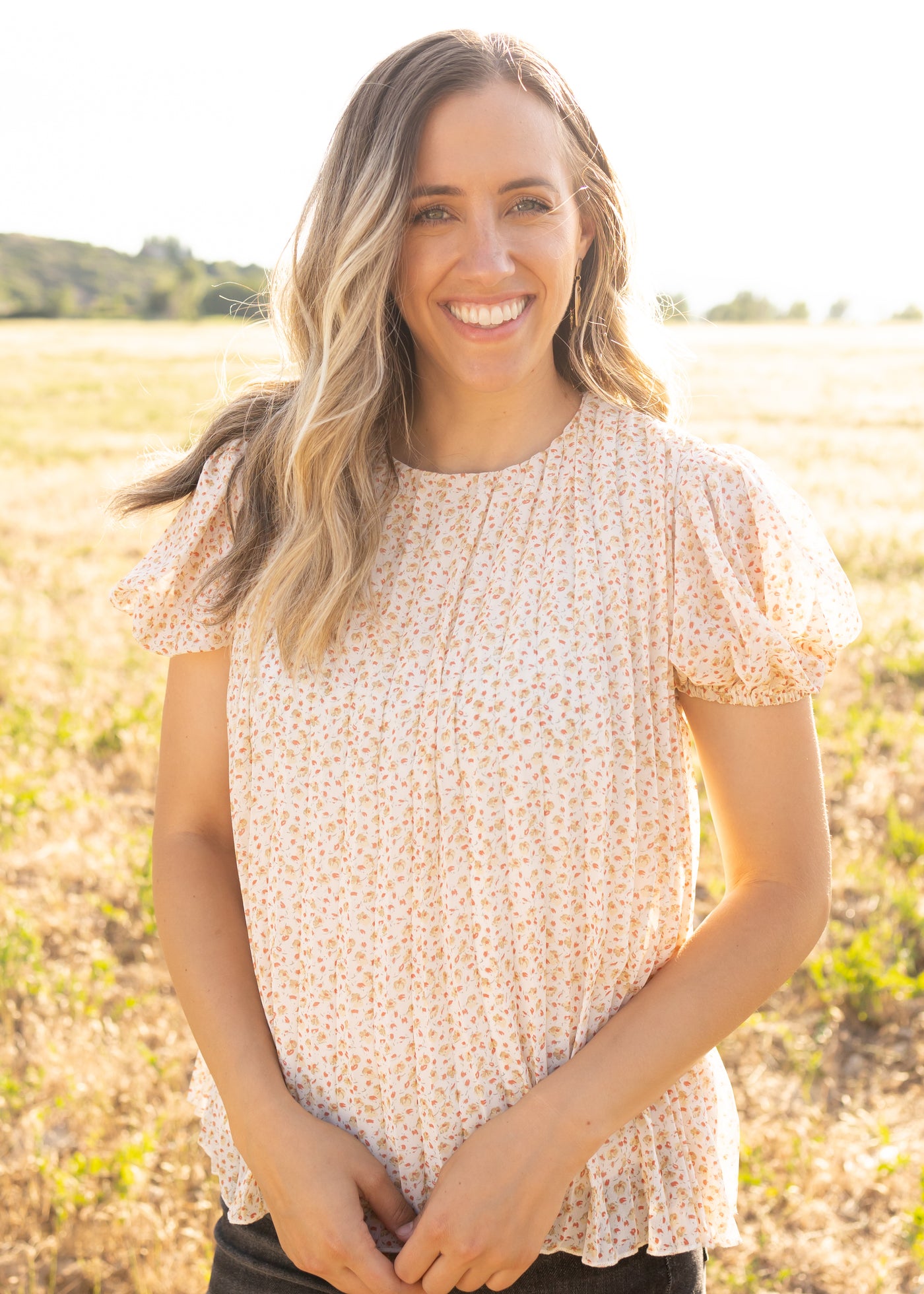 Short sleeve ivory floral top