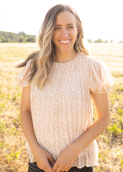 Short sleeve ivory floral top