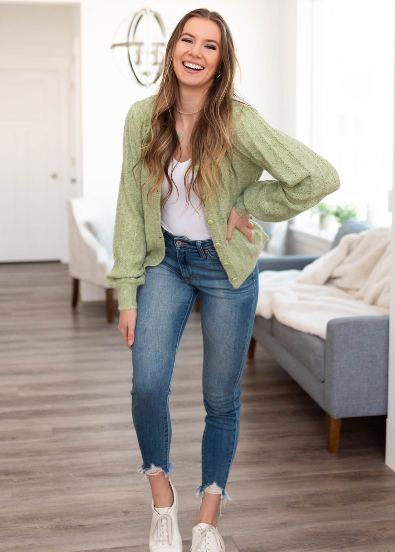 Light green puff sleeve sweater with long sleeves