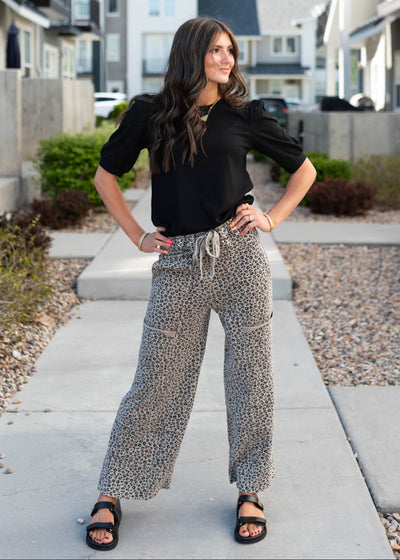 Tie at the waist ash brown leopard pants