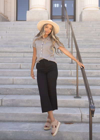 Black capris with pockets
