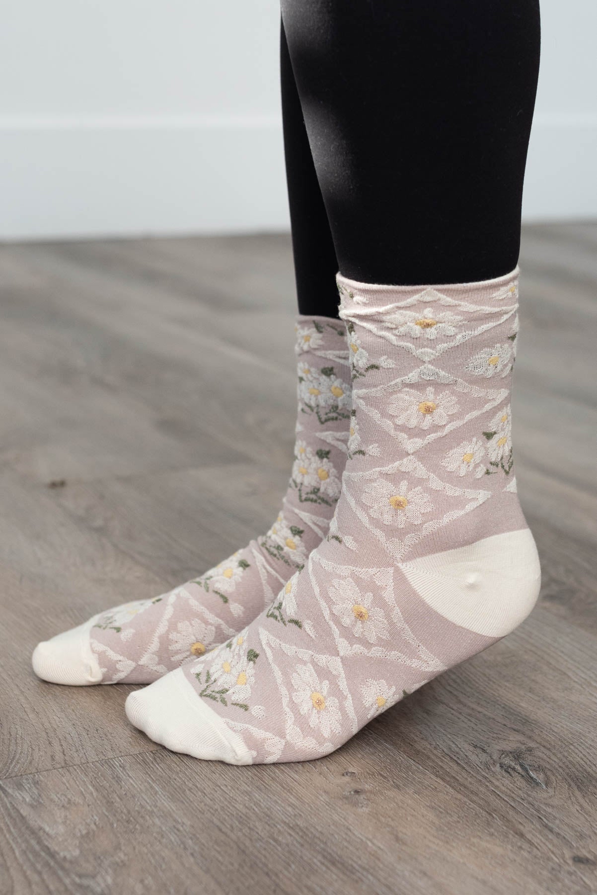 Side view of taupe flower socks