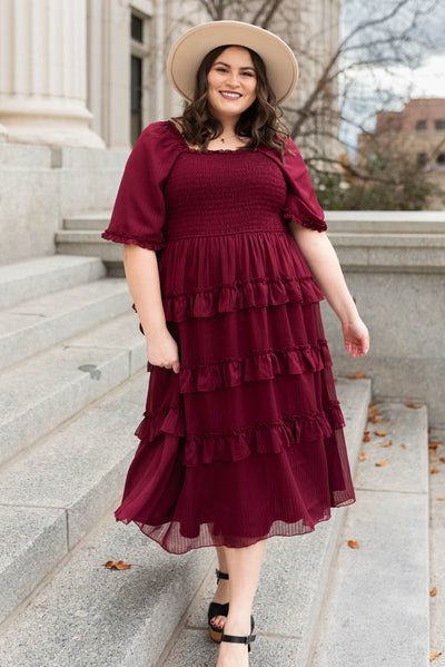 Short sleeve burgundy tiered dress with square neck
