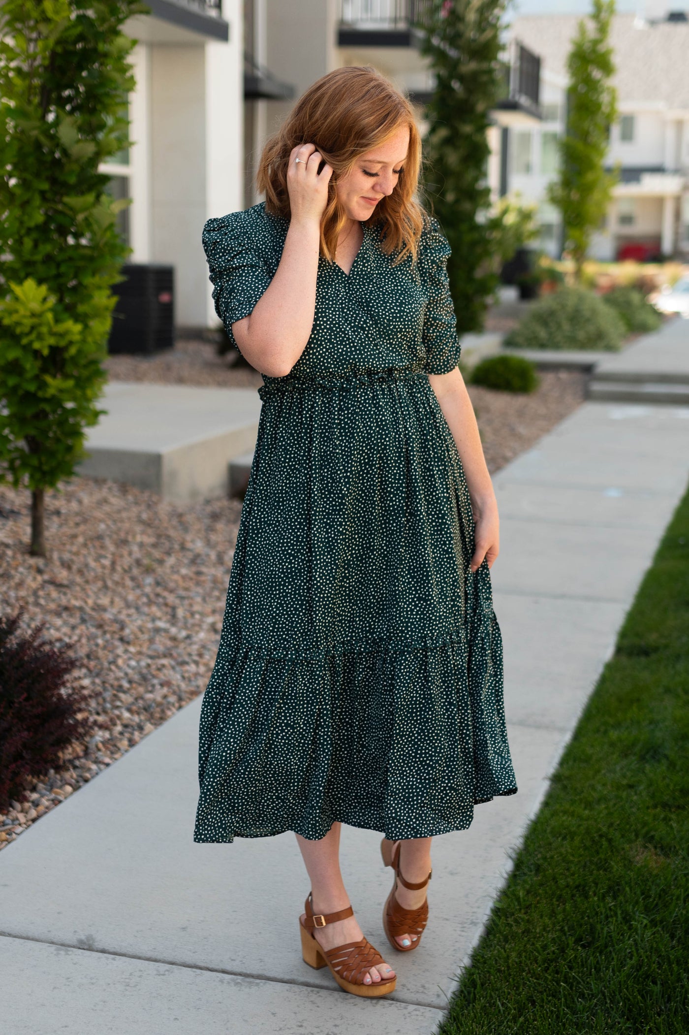 Hunter green dress with elastic waist and short sleeves