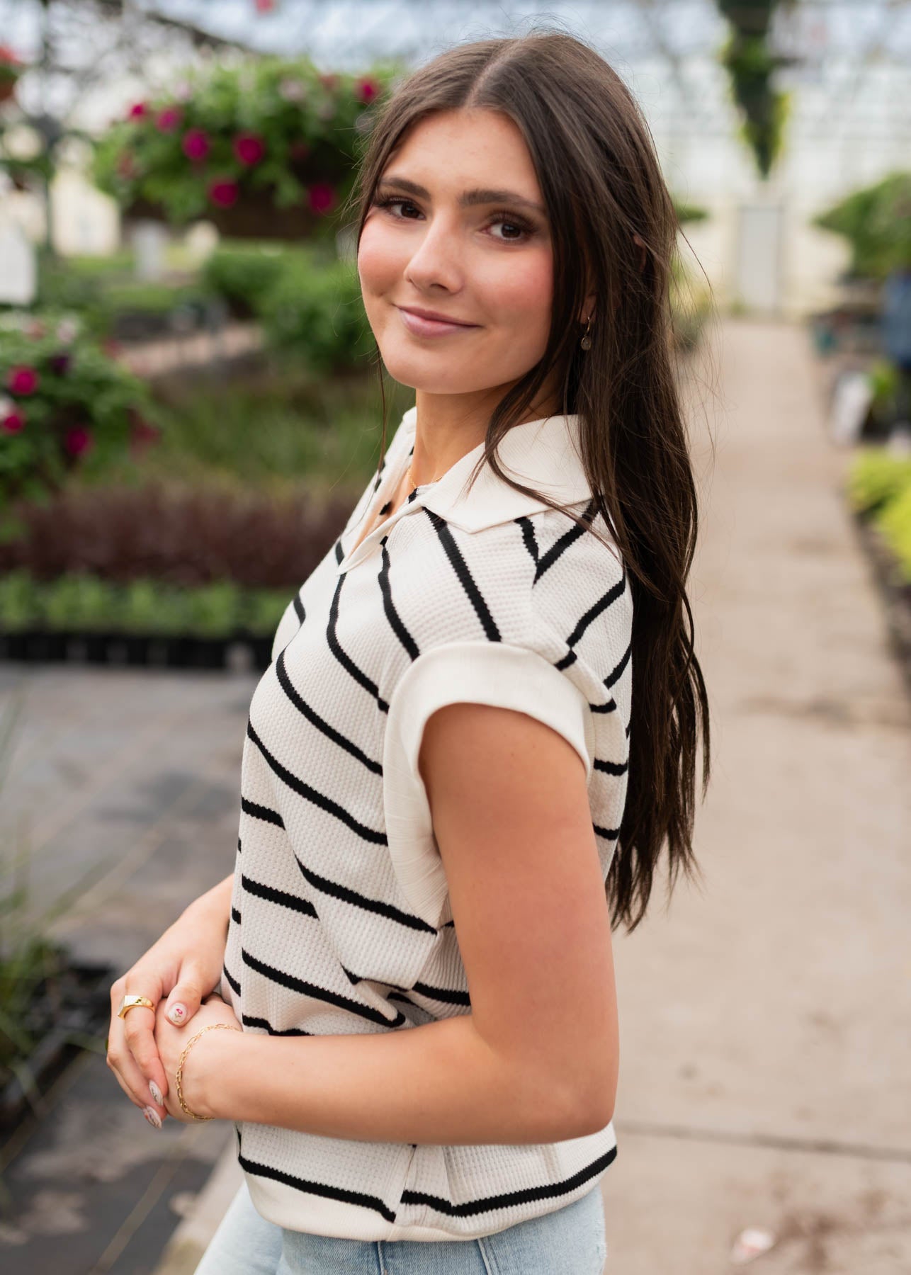 Side view of the black stripe collard top