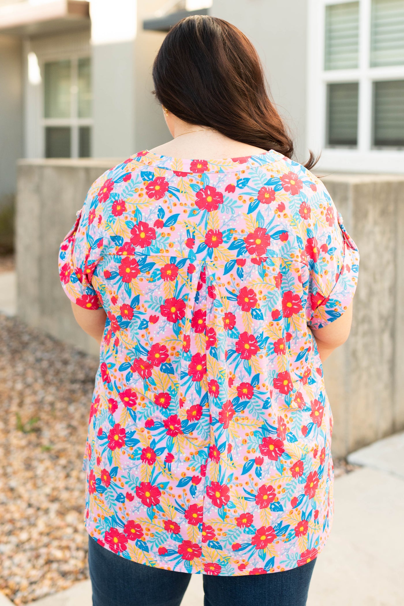Back view of the multi floral top in plus size