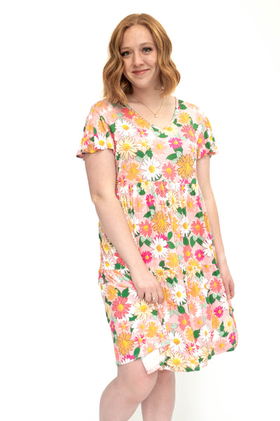 Medium pink floral dress with short sleeves