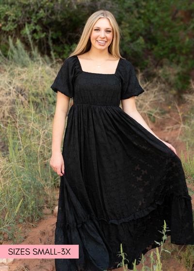 Short sleeve black dress