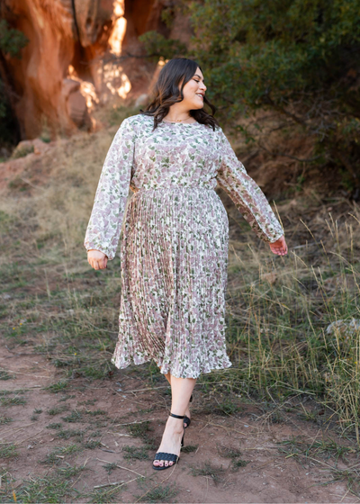 Plus size mauve floral dress