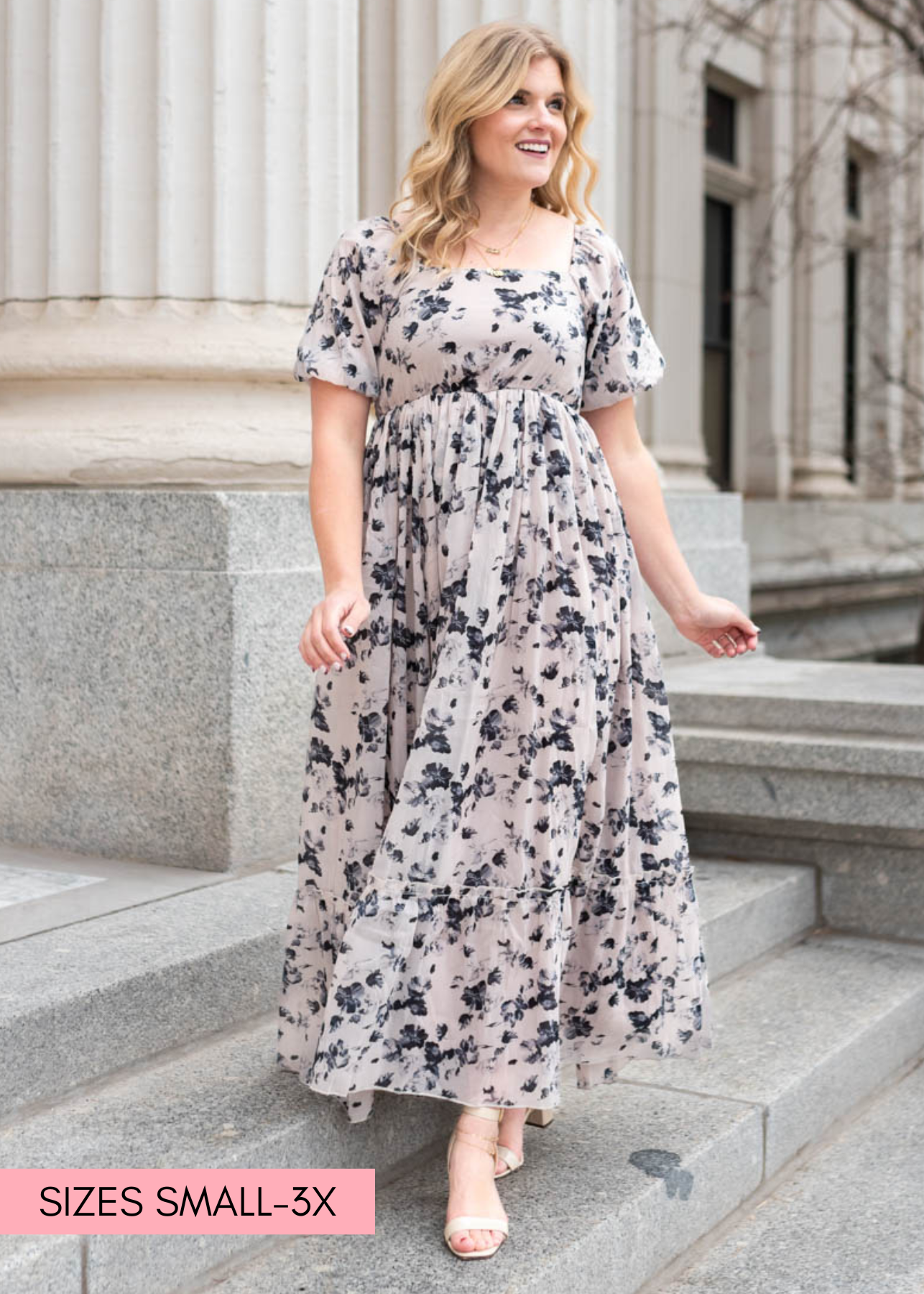 Floral dress with short sleeves