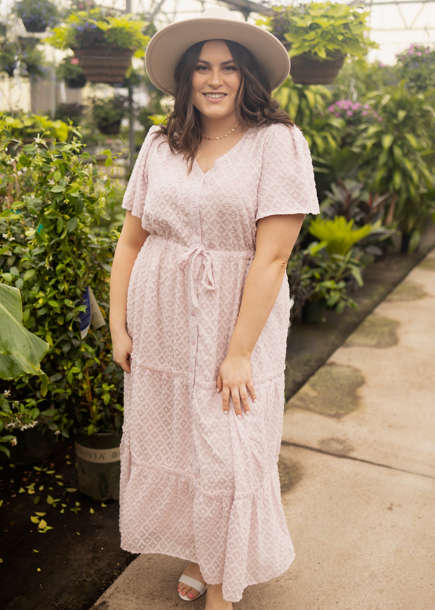 !x dusty pink dress with short sleeve that buttons up