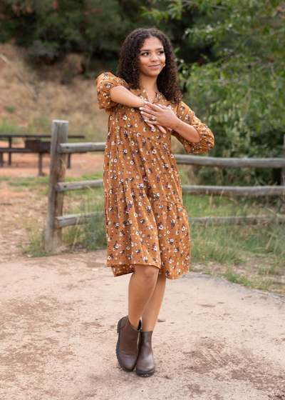 Perla Camel Dress