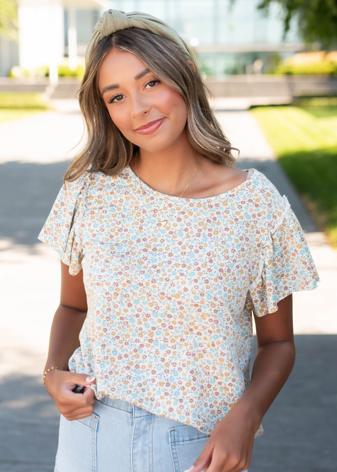 Short sleeve sage floral top