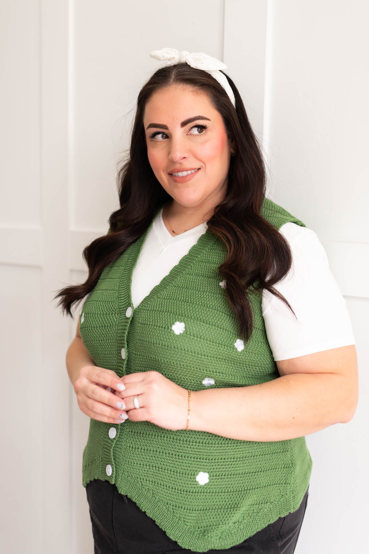 Button up plus size green knitted sweater vest