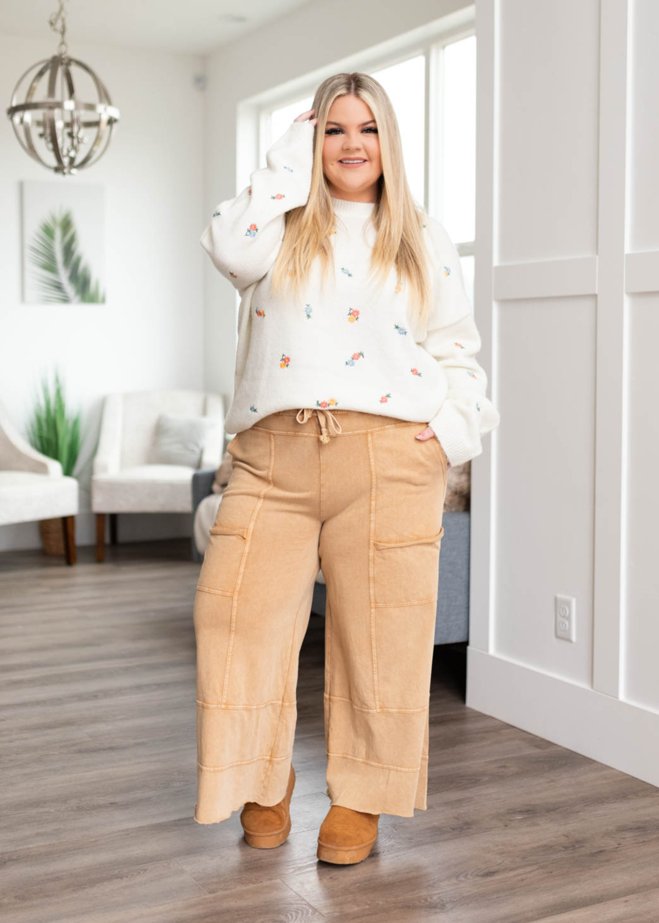 Plus size camel pant with pockets